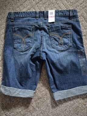 Calvin Klein Sz.10 Blue Rolled-Hem Denim Shorts NWT